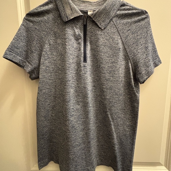 lululemon athletica Blue Button Down Shirt - Picture 1 of 3